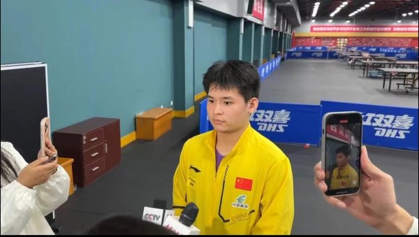 万宝优配 国乒队员眼中的刘国梁：智慧、严厉、耐心、慈祥